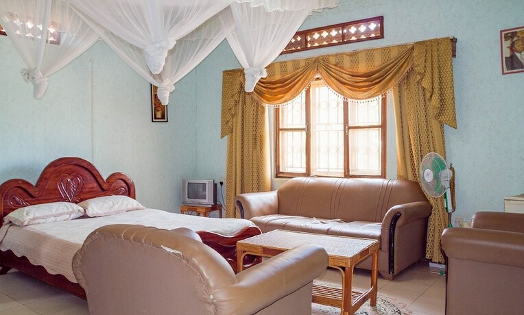 Imagen de la habitación del Hotel Buziga Country Resort. Foto 19