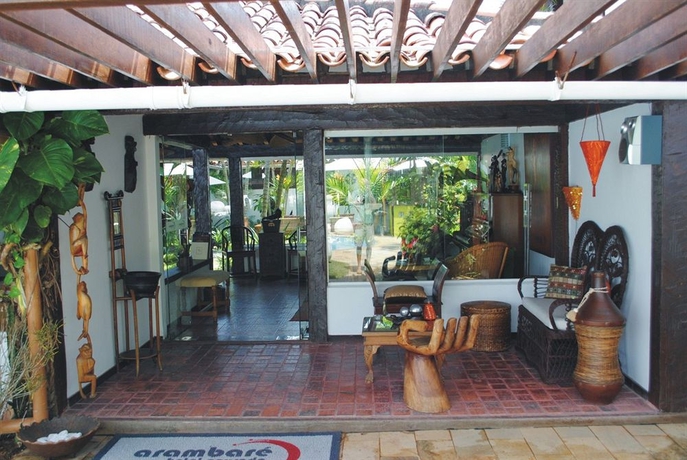 Imagen de los exteriores del Hotel Buzios Arambare. Foto 6