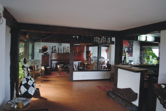 Imagen de los interiores del Hotel Buzios Arambare. Foto 7