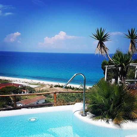 Imagen general del Hotel Bv Kalafiorita Resort. Foto 4