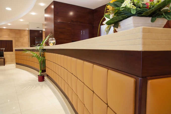 Imagen de los interiores del Hotel Bv President. Foto 19