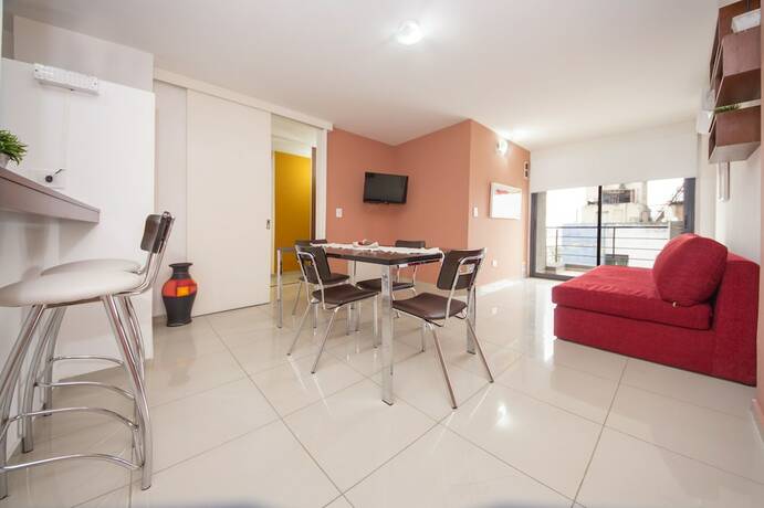 Imagen general del Hotel Bvd. Illia AX8. Foto 1