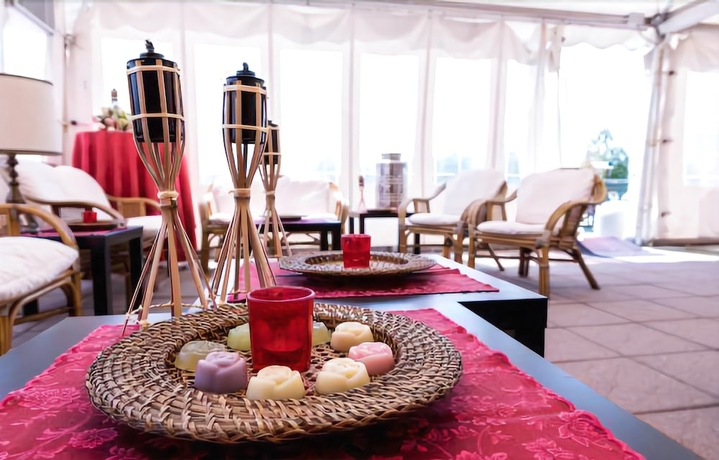 Imagen de los interiores del Hotel Bvh. Foto 16