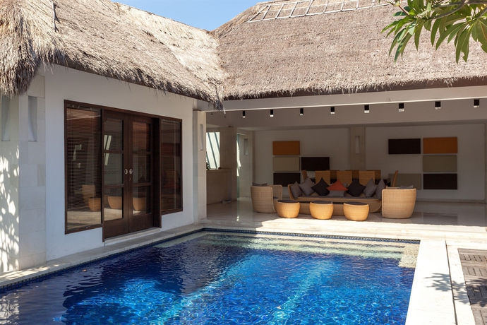 Imagen de la habitación del Hotel Bvilla Seminyak. Foto 2