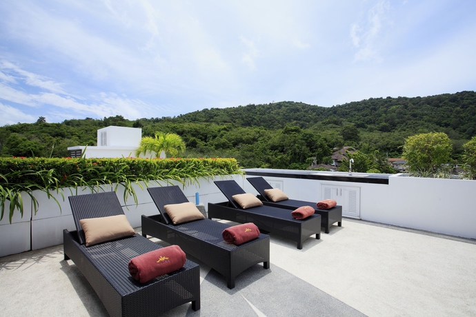 Imagen de los exteriores del Hotel By The Lake Villas. Foto 11
