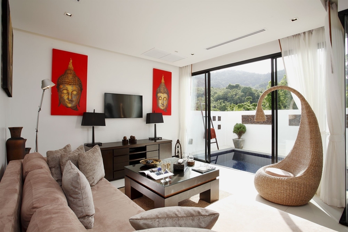 Imagen de los interiores del Hotel By The Lake Villas. Foto 16