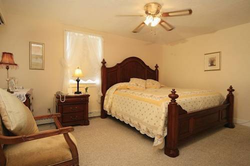 Imagen de la habitación del Hotel By The Sea Guests Bed and Breakfast and Suites. Foto 13