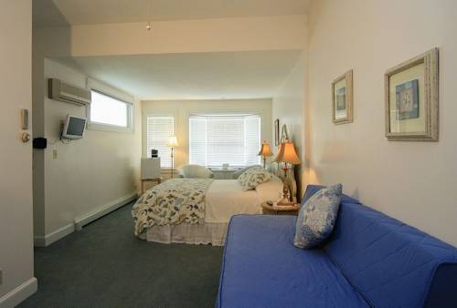 Imagen de la habitación del Hotel By The Sea Guests Bed and Breakfast and Suites. Foto 15