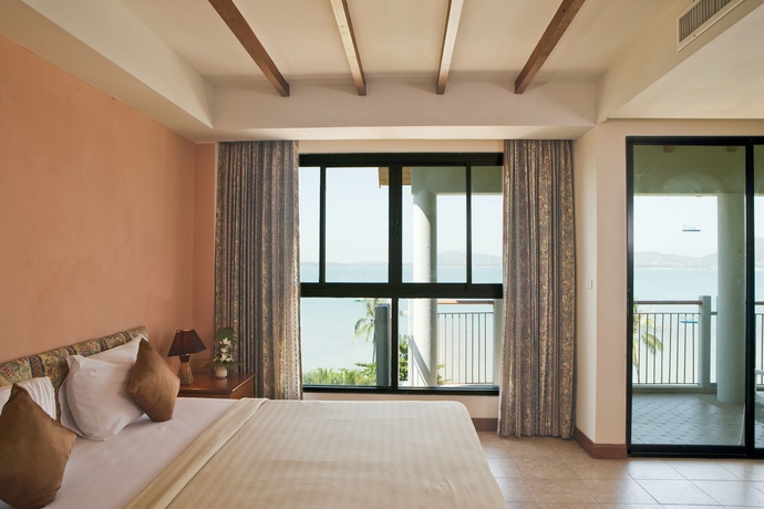 Imagen de la habitación del Hotel By The Sea, Phuket. Foto 3