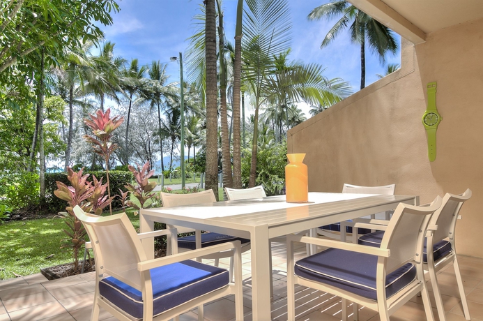 Imagen de los exteriores del Hotel By The Sea Port Douglas. Foto 13