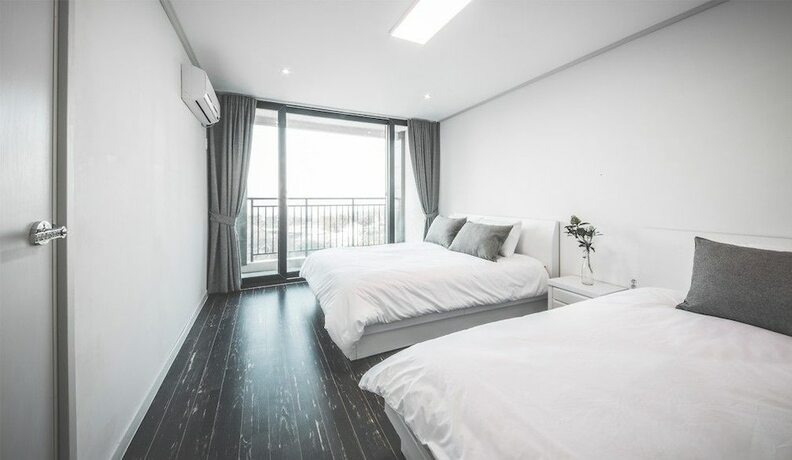 Imagen general del Hotel By the Hill Jeju. Foto 14