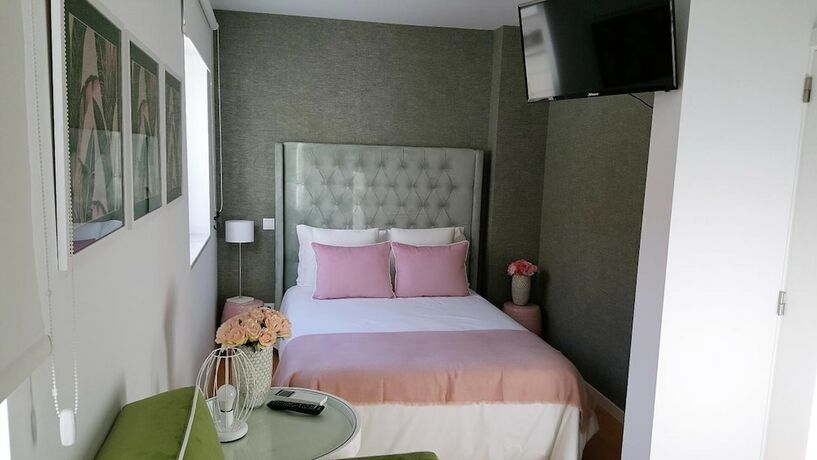 Imagen general del Hotel By the Sea, NAZARE. Foto 2