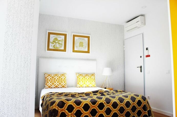 Imagen general del Hotel By the Sea, NAZARE. Foto 3
