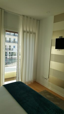 Imagen general del Hotel By the Sea, NAZARE. Foto 5