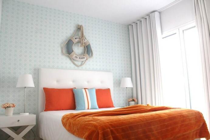 Imagen general del Hotel By the Sea, NAZARE. Foto 11