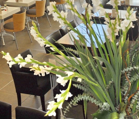 Imagen del bar/restaurante del Hotel By14 Tlv. Foto 2