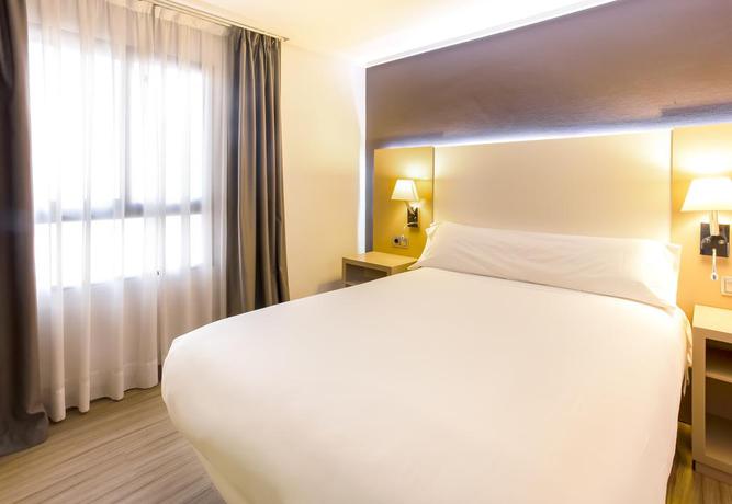 Imagen de la habitación del Hotel ByB Cartagena Cartagonova. Foto 3