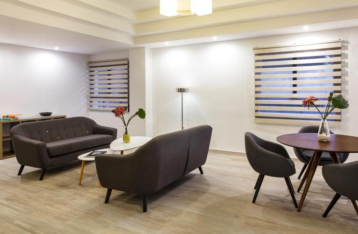 Imagen de los interiores del Hotel ByB Cartagena Cartagonova. Foto 9