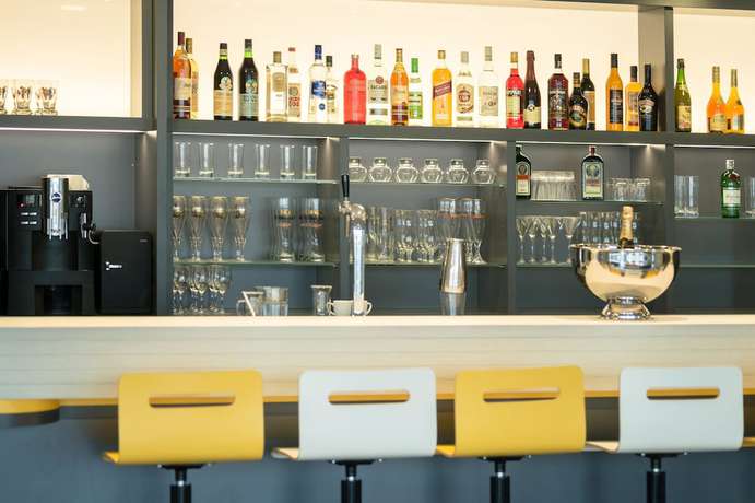 Imagen del bar/restaurante del Hotel ByB Hotel Frankfurt Airport. Foto 4