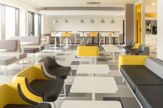 Imagen del bar/restaurante del Hotel ByB Hotel Frankfurt Airport. Foto 5