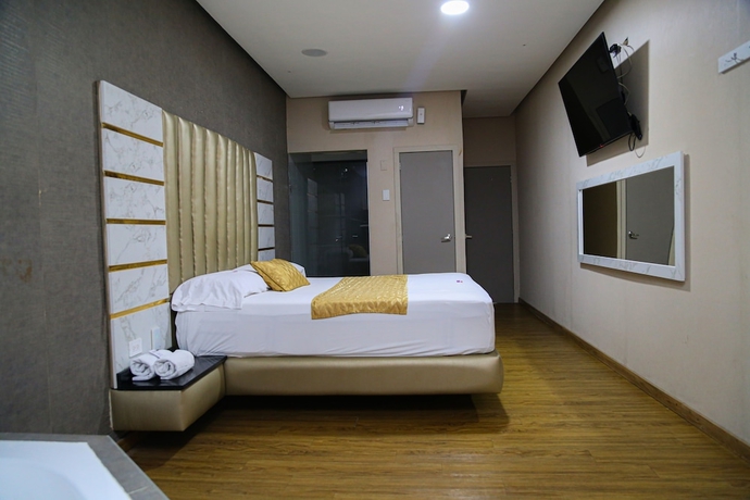Imagen de la habitación del Hotel ByHours Astor. Foto 12