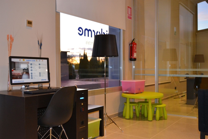 Imagen de los interiores del Hotel Byb Albacete. Foto 8