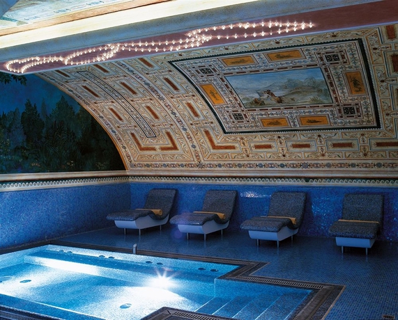 Imagen de la piscina del Hotel Byblos Art Villa Amista. Foto 15