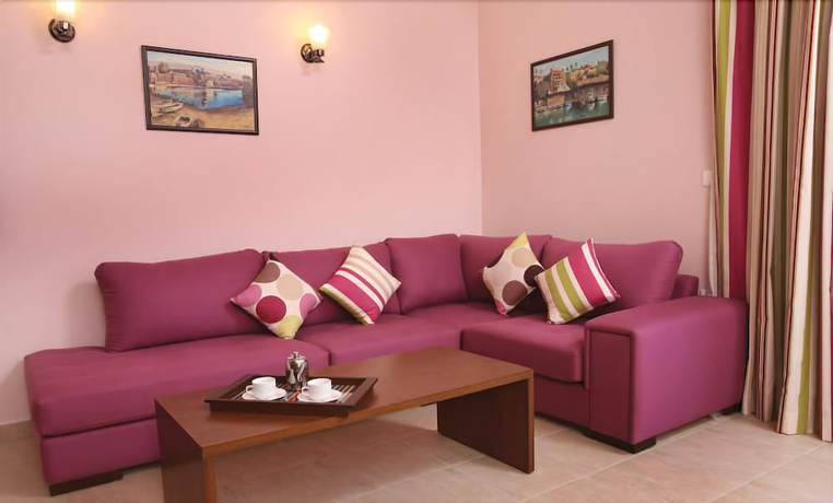 Imagen de la habitación del Hotel Byblos Palace. Foto 8