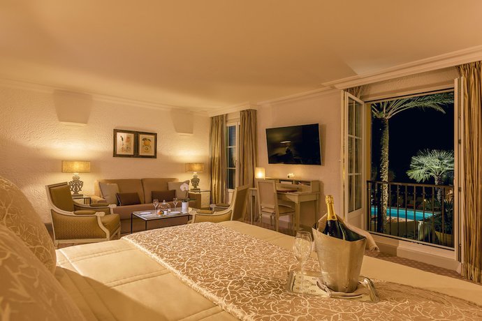 Imagen de la habitación del Hotel Byblos Saint-Tropez. Foto 7