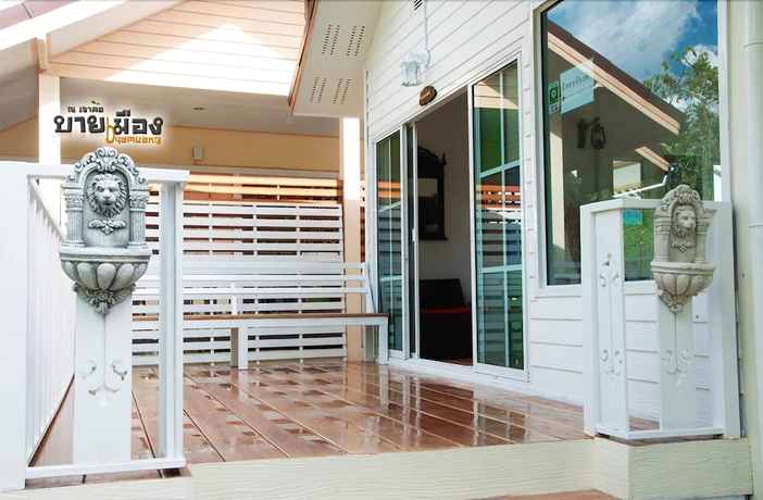 Imagen de los interiores del Hotel Byemuang Khaokho Resort View Talaymok. Foto 17