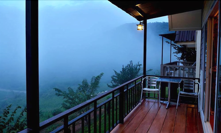Imagen de la habitación del Hotel Byemuang Khaokho Resort View Talaymok. Foto 10
