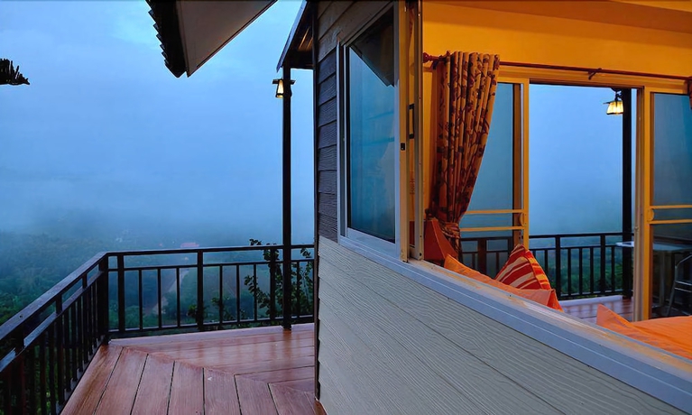 Imagen de la habitación del Hotel Byemuang Khaokho Resort View Talaymok. Foto 11