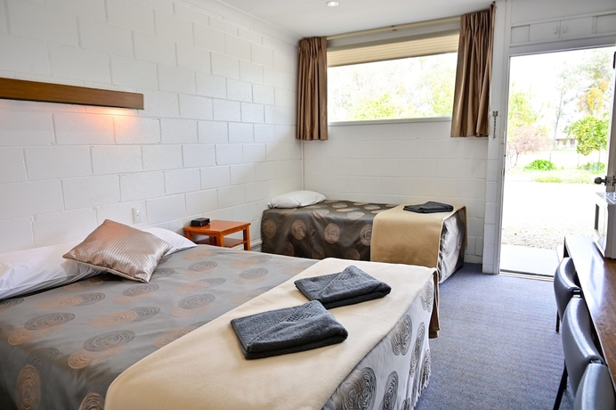 Imagen de la habitación del Hotel Byer Fountain Motor Inn, Holbrook. Foto 3