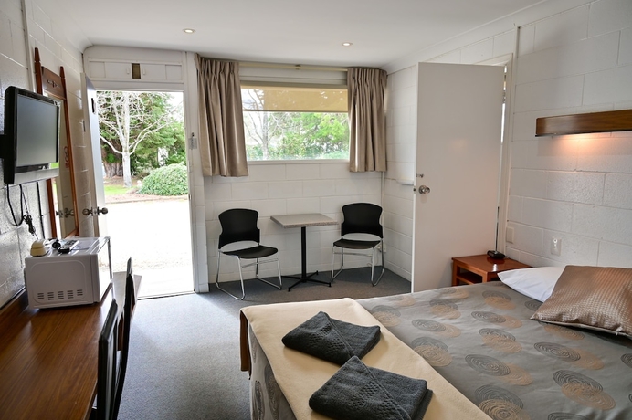Imagen de la habitación del Hotel Byer Fountain Motor Inn, Holbrook. Foto 9