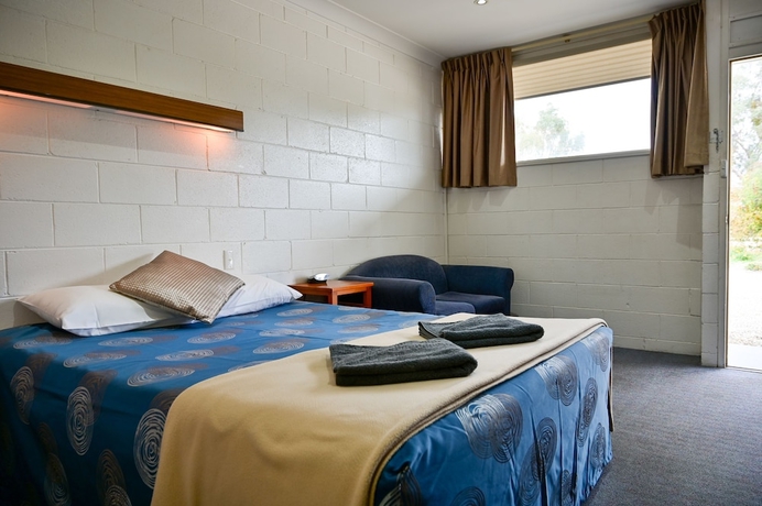 Imagen de la habitación del Hotel Byer Fountain Motor Inn, Holbrook. Foto 14