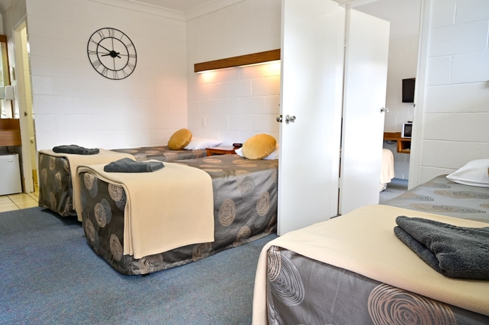 Imagen de la habitación del Hotel Byer Fountain Motor Inn, Holbrook. Foto 15