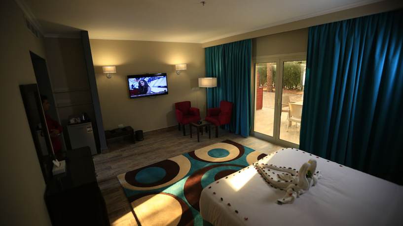 Imagen de la habitación del Hotel Byoot Bay and Resort. Foto 19