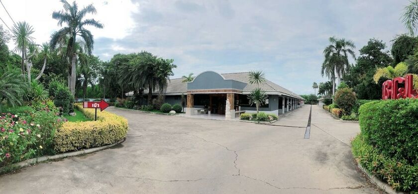 Imagen general del Hotel Bypass and Resort. Foto 9