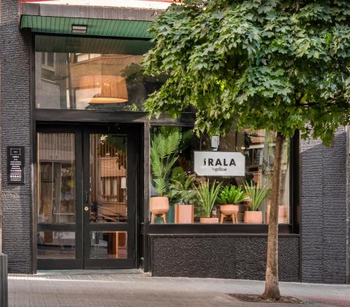 Imagen general del Hotel Bypillow Irala. Foto 7