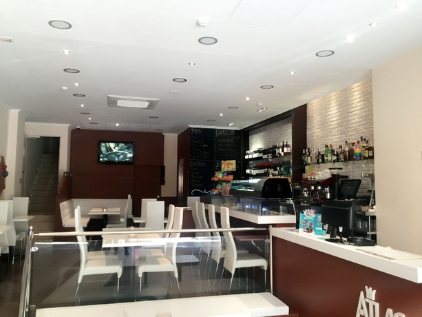 Imagen del bar/restaurante del Hotel Bypillow Twenty. Foto 5