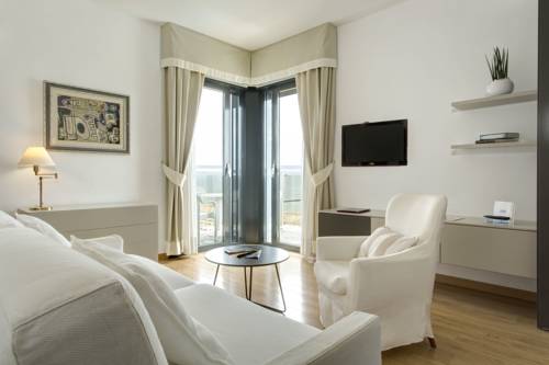 Imagen de la habitación del Hotel Byron Bellavista. Foto 9