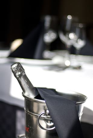 Imagen del bar/restaurante del Hotel Byron, Gallo. Foto 4