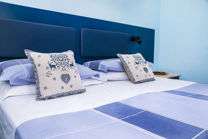 Imagen de la habitación del Hotel Byron, Gallo. Foto 14