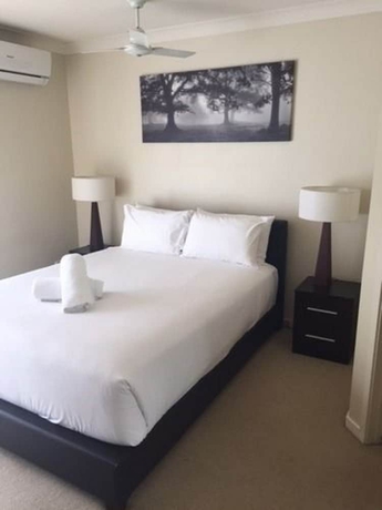 Imagen de la habitación del Hotel Byron Lakeside Holiday Apartments. Foto 14