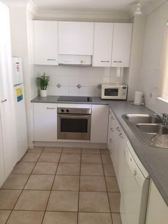 Imagen de la habitación del Hotel Byron Lakeside Holiday Apartments. Foto 16