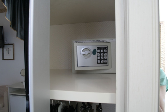 Imagen de la habitación del Hotel Byron, Milano Marittima. Foto 10