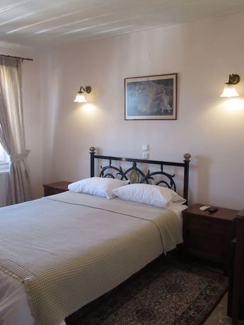 Imagen de la habitación del Hotel Byron, Nauplia. Foto 12
