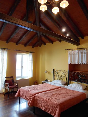 Imagen de la habitación del Hotel Byron, Nauplia. Foto 13
