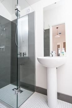 Imagen de los interiores del Hotel Byron Palms Guesthouse. Foto 15