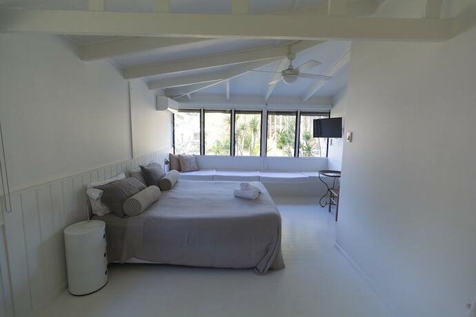 Imagen de la habitación del Hotel Byron Springs. Foto 15